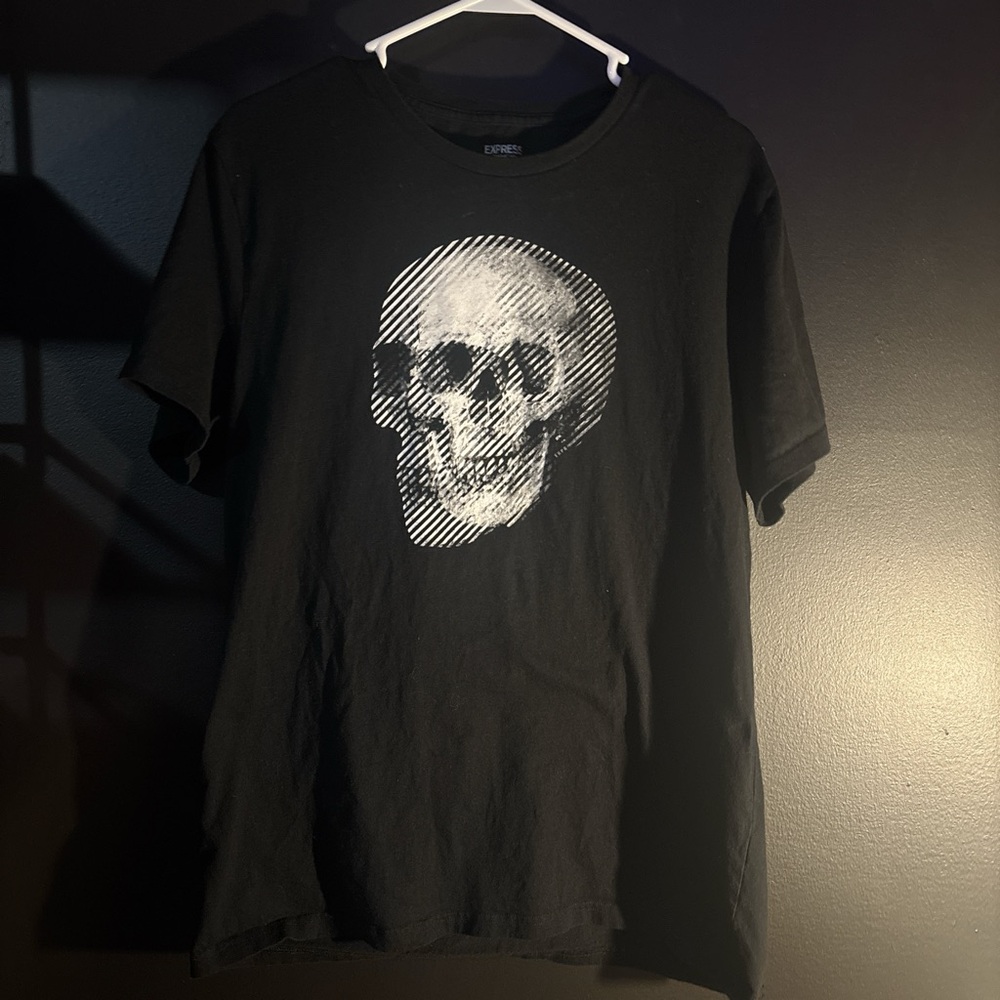 Express Black and White Skull Graphic Tee